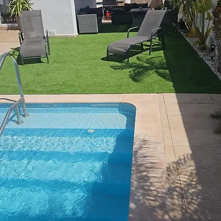 Campoamor & Private Pool, Garden & Roof Terraces Distant Sea Views * Orihuela